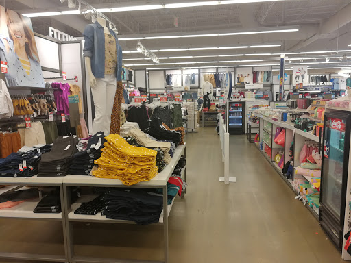 Clothing Store «Old Navy», reviews and photos, 5910 W 86th St, Indianapolis, IN 46278, USA