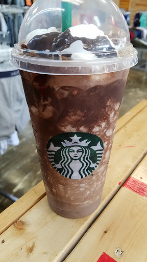 Coffee Shop «Starbucks», reviews and photos, 2034 N Highland Ave, Jackson, TN 38305, USA