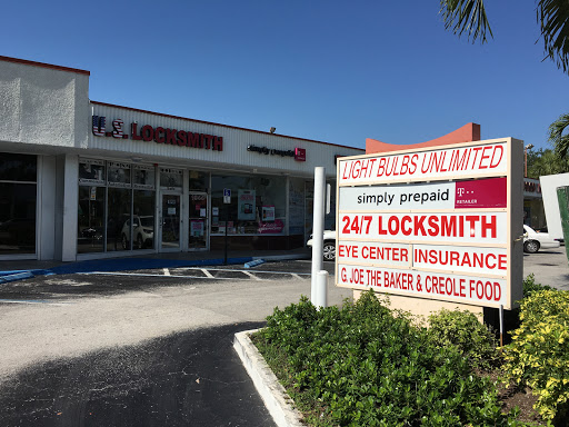 Locksmith «24/7 US LOCKSMITH», reviews and photos, 1946 NE 163rd St, North Miami Beach, FL 33162, USA