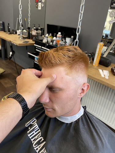 Detmerovsky Barber Shop - Salon fryzjerski