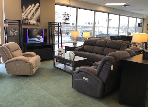 Furniture Store «Raymour & Flanigan Furniture and Mattress Store», reviews and photos, 2780 W Ridge Rd, Rochester, NY 14626, USA