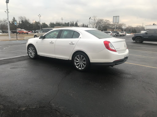 Used Car Dealer «M53 Auto Sales», reviews and photos, 2246 E Twelve Mile Rd, Warren, MI 48092, USA