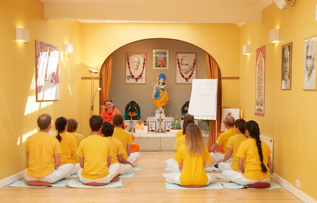 Reviews of Sivananda Yoga Vedanta Centre in London - Yoga studio