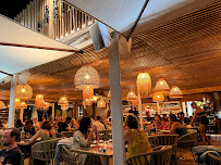 Atmosphère du Restaurant méditerranéen São Praia à Hyères - n°3