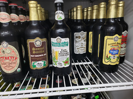 Liquor Store «Village Pump Liquors», reviews and photos, 4901 Greenbelt Rd, College Park, MD 20740, USA