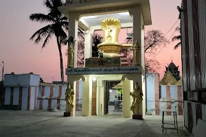 Theneeswarar Temple தேனீஸ்வரர் கோயில் image