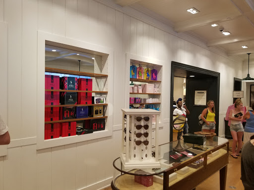 Clothing Store «Polo Ralph Lauren Factory Store», reviews and photos, 8200 Vineland Ave #500, Orlando, FL 32821, USA