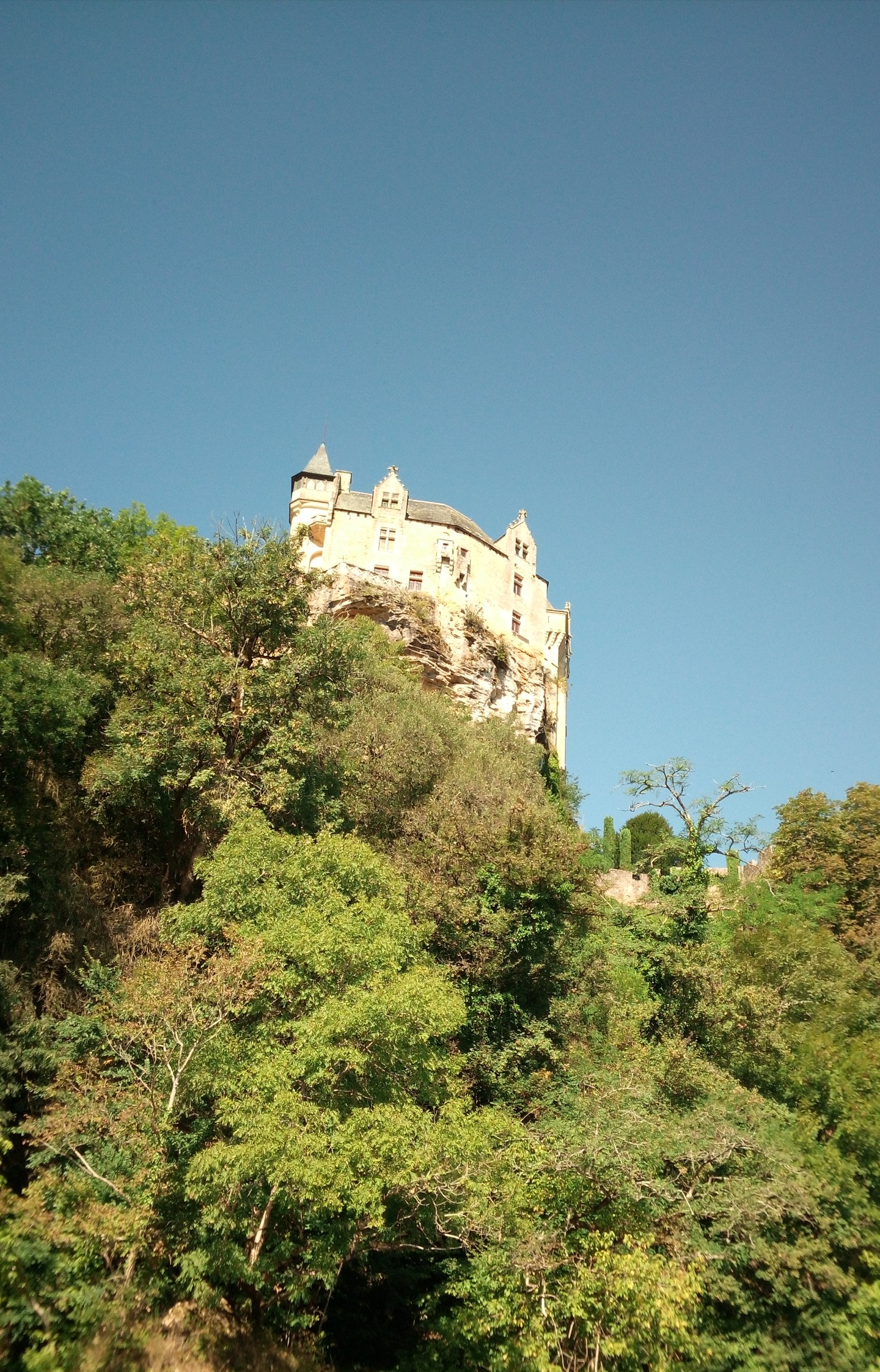 Photo n° 2 de l'avis de Urbex.n fait le 22/08/2018 à 07:52