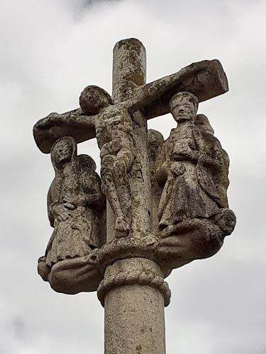 attractions Croix de cimetière Saint-Allouestre