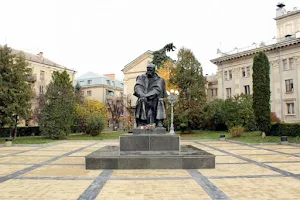 Taras Shevchenko Monument image