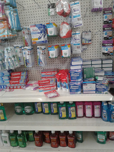 Dollar Store «Dollar Tree», reviews and photos, 147 Pavilion Pkwy, Fayetteville, GA 30214, USA