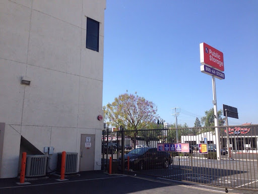Self-Storage Facility «Public Storage», reviews and photos, 4610 Van Nuys Blvd, Sherman Oaks, CA 91403, USA