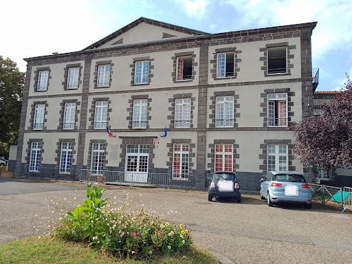 École Jules Ferry à Chappes, Puy-de-Dôme