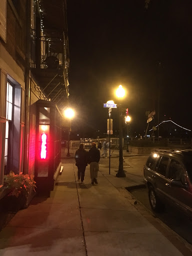 Eclectic Restaurant «Riverboat Landing», reviews and photos, 2 Market St, Wilmington, NC 28401, USA