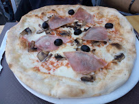 Pizza du Restaurant La Table d'Elise à Annecy - n°4