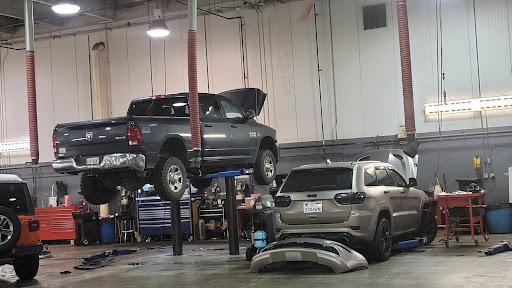 Car Dealer «Brown Dodge Chrysler Jeep», reviews and photos, 960 Hilton Heights Rd, Charlottesville, VA 22901, USA