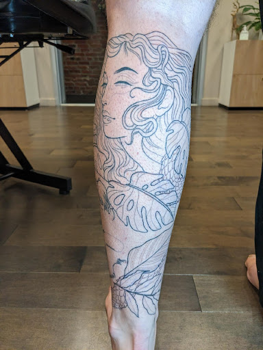 Explore tattoo knuckle ideas, creative tattoo ideas in Spokane, available at Fortunata Tattoo Studio