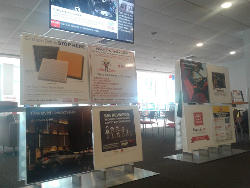 Toyota Dealer «Springhill Toyota», reviews and photos, 3062 Government Blvd, Mobile, AL 36606, USA