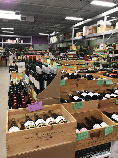 Wine Store «Bin Ends: Great Wine, Serious Savings», reviews and photos, 65 Crawford St, Needham, MA 02494, USA