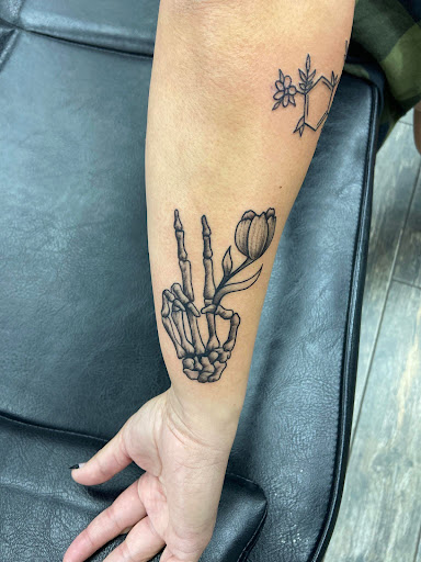 Find simple mom tattoo ideas for your next unique tattoo in El Paso at American Tattoo Society of Ft Bliss