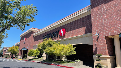 Grocery Store «Safeway», reviews and photos, 5450 Dewey Dr, Fair Oaks, CA 95628, USA