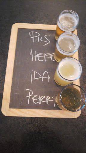 Liquor Store «Louisville Beer Store», reviews and photos, 746 E Market St, Louisville, KY 40202, USA