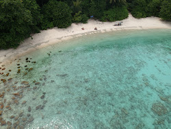 Foto von Adam and Eve Beach und seine wunderschöne Landschaft