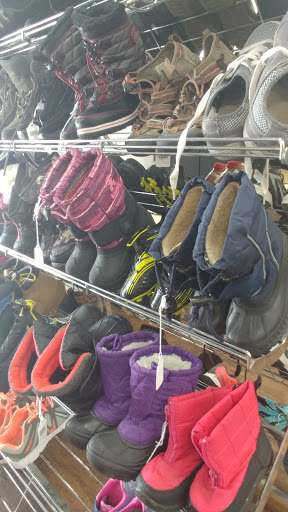 Non-Profit Organization «Lift Up Thrift Store», reviews and photos, 2125 Curve Ct, Steamboat Springs, CO 80487, USA