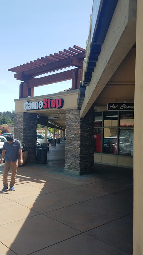 GameStop, 245 Mt Hermon Rd, Scotts Valley, CA 95066, USA, 