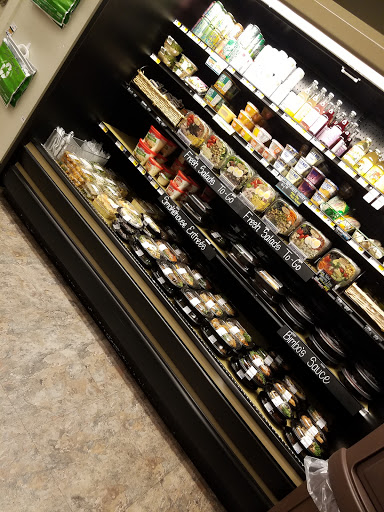 Grocery Store «Stadium Thriftway», reviews and photos, 618 N 1st St, Tacoma, WA 98403, USA