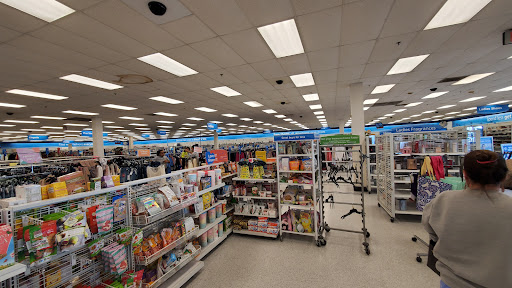 Clothing Store «Ross Dress for Less», reviews and photos, 2420 Chemical Rd, Plymouth Meeting, PA 19462, USA