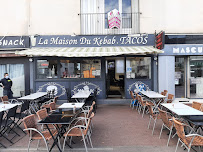 Atmosphère du Restaurant La Maison Du Kebab à Le Mans - n°2