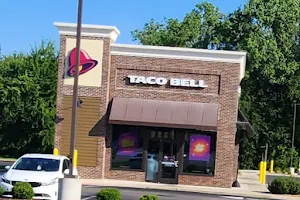 Taco Bell image