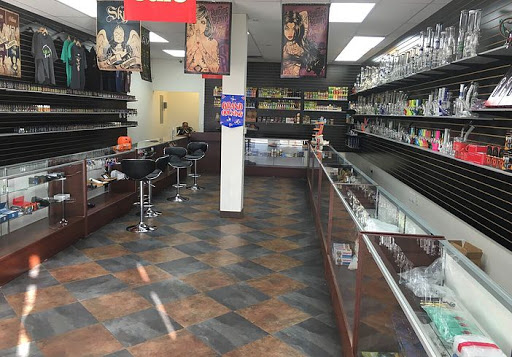 Vaporizer Store «Smoke & Vape DZ - Hurst», reviews and photos, 1830 Precinct Line Rd, Hurst, TX 76054, USA