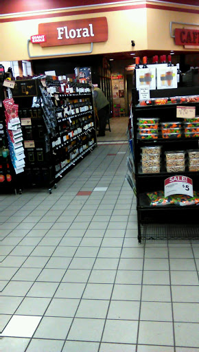 Supermarket «Giant Eagle Supermarket», reviews and photos, 1300 Country Club Rd, Monongahela, PA 15063, USA