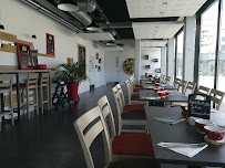 Atmosphère du Restaurant français La Chaise au Plafond à Lesquin - n°10