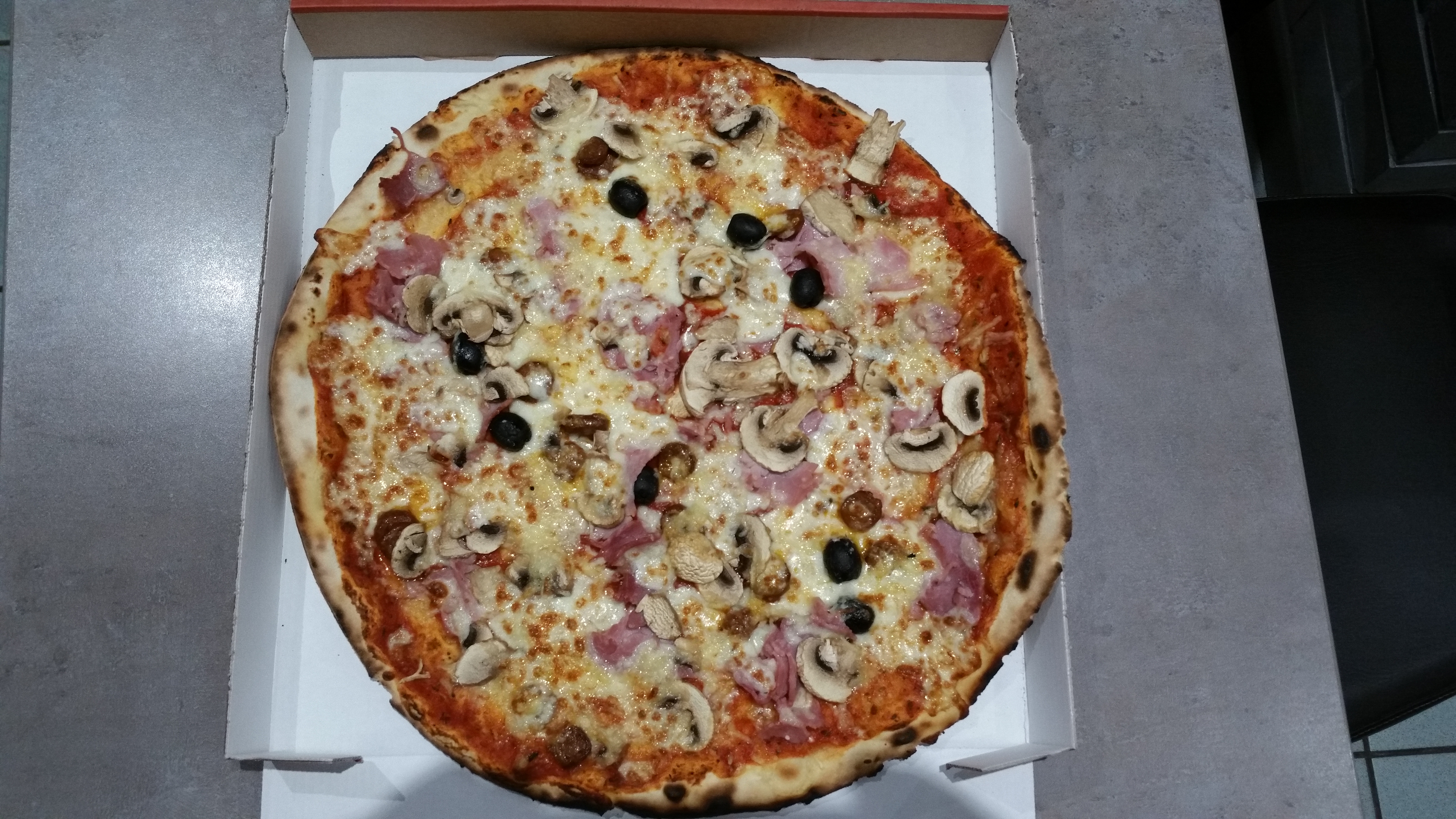 Photo n° 2 de l'avis de nuno.a fait le 25/08/2016 à 22:27