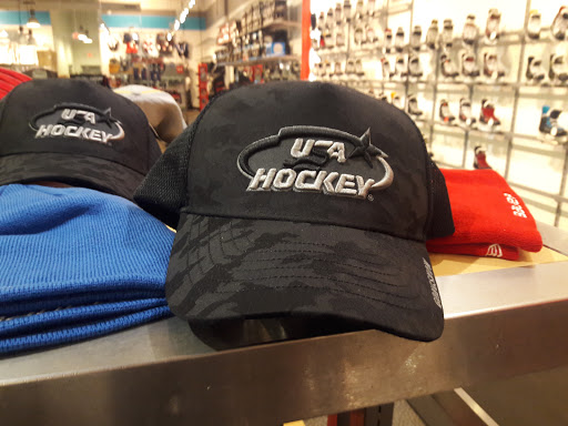 Shoe Store «DSW Designer Shoe Warehouse», reviews and photos, 782 Bethlehem Pike a, North Wales, PA 19454, USA