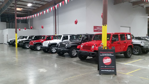 Jeep Dealer «Findlay Chrysler Jeep Dodge RAM INDOOR Dealership», reviews and photos, 25600 SW Parkway Center Dr, Wilsonville, OR 97070, USA