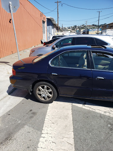 Auto Body Shop «Emerald City Auto Body», reviews and photos, 2600 Oakdale Ave, San Francisco, CA 94124, USA