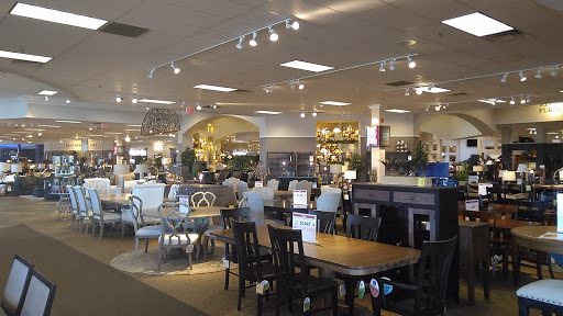 Furniture Store «Steinhafels Furniture», reviews and photos, 569 N Milwaukee Ave, Vernon Hills, IL 60061, USA