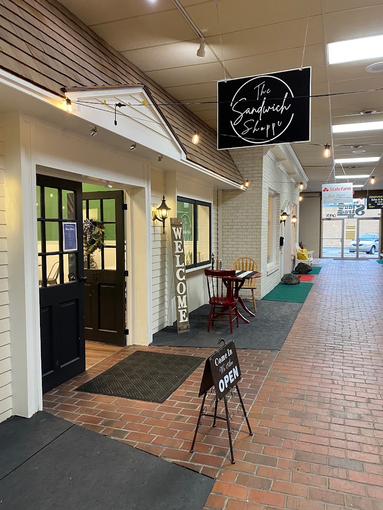 The Sandwich Shoppe 46072