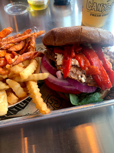 Hamburger Restaurant «Canyons Burger Company», reviews and photos, 335 Chambers St, Woodstock, GA 30188, USA