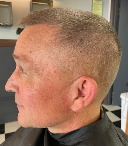 Barber Shop «Big 4 Barbershop», reviews and photos, 500 E Court Ave, Jeffersonville, IN 47130, USA