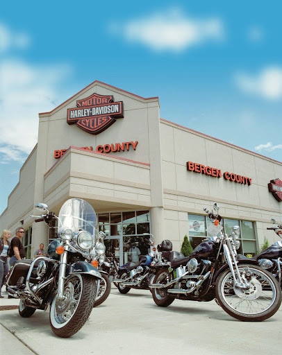 Harley-Davidson Dealer «Bergen County Harley-Davidson (Service Opens 9am)», reviews and photos, 124 Essex St, Rochelle Park, NJ 07662, USA