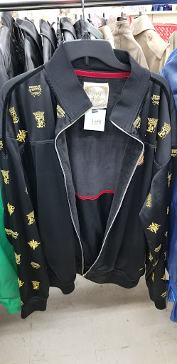 Thrift Store «The Salvation Army Family Store & Donation Center», reviews and photos, 4335 Oakton St, Skokie, IL 60076, USA