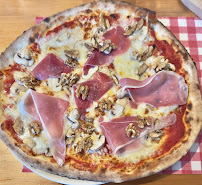 Plats et boissons du Pizzeria Pizzéria Matizo à Fromelennes - n°4