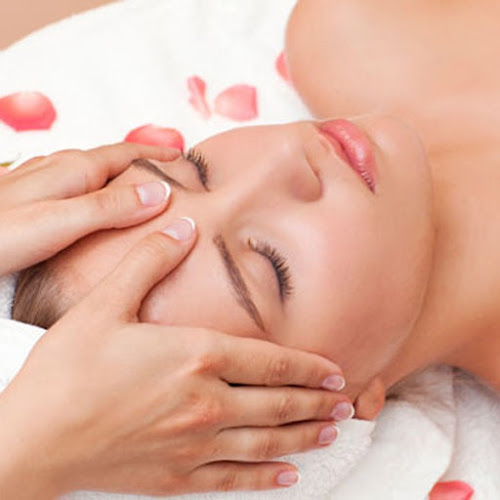 Body and Beauty Therapy - Masseur