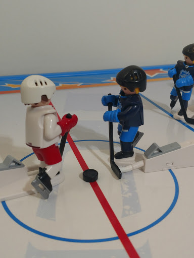 Miracle Mile Toys & Gifts image