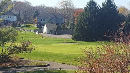 Golf Course «Tanglewood Golf Course», reviews and photos, 22805 Country Club Dr, South Lyon, MI 48178, USA